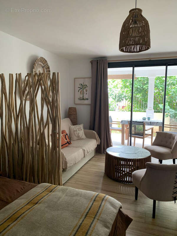 Superbe studio en première ligne résidence Alamanda à la Baie Orientale à SXM - photo 10