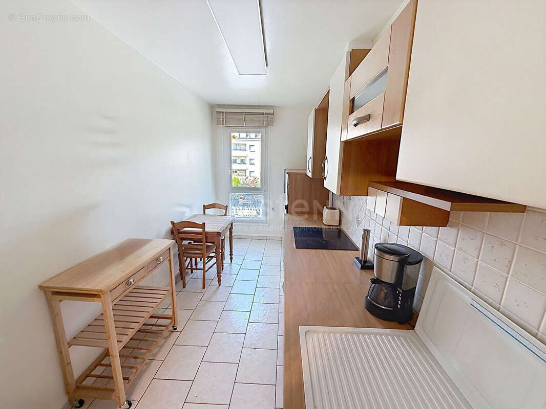 Appartement à LAMORLAYE