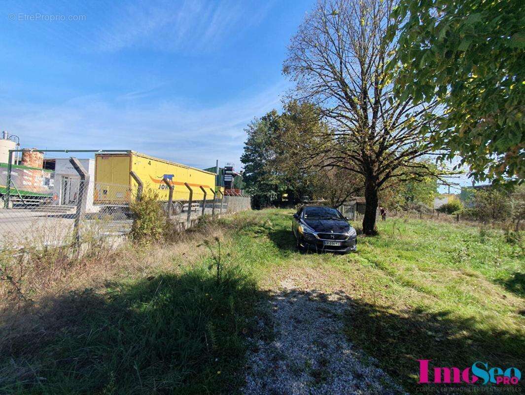 Terrain à MERIGNAC