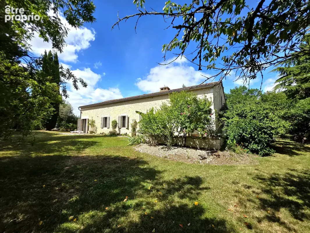 Charmante maison en pierre, pleine de caractère et de charme authentique - photo 17