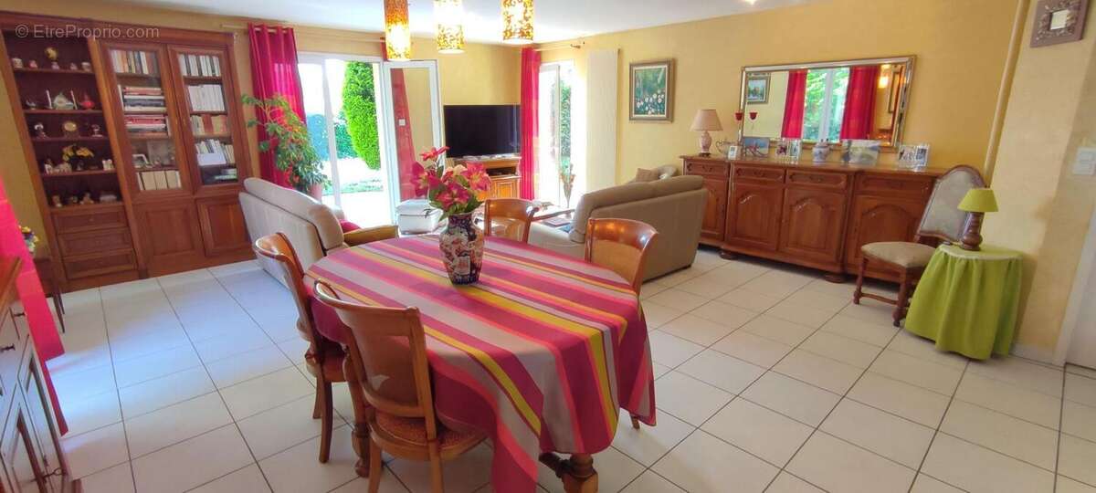 Maison à BERNAC-DEBAT