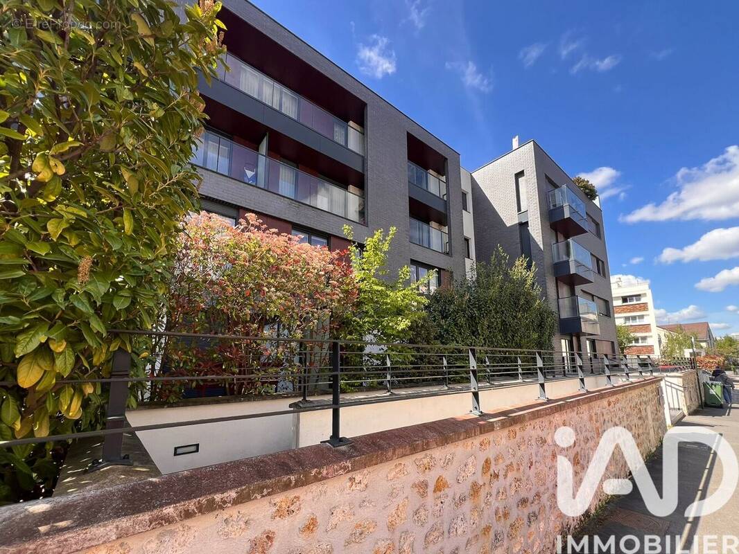 Photo 1 - Appartement à BOURG-LA-REINE
