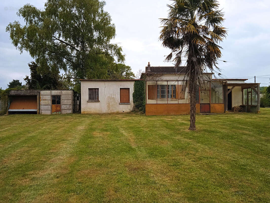 Maison à LE GUE-DE-LA-CHAINE