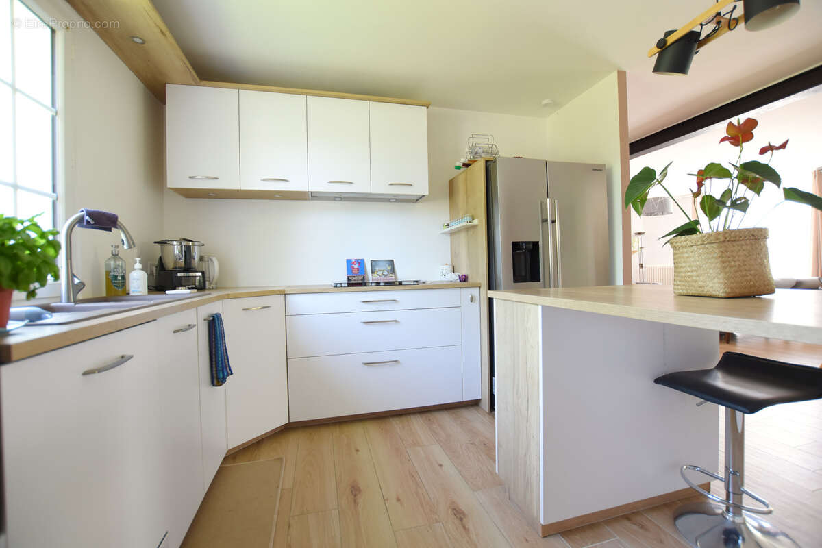 Maison à LES ESSARTS-LE-ROI