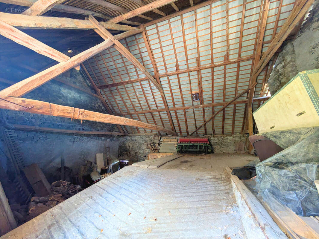 Maison à SAINT-MICHEL-DE-CHAILLOL