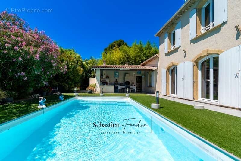 Maison à MARSEILLE-11E