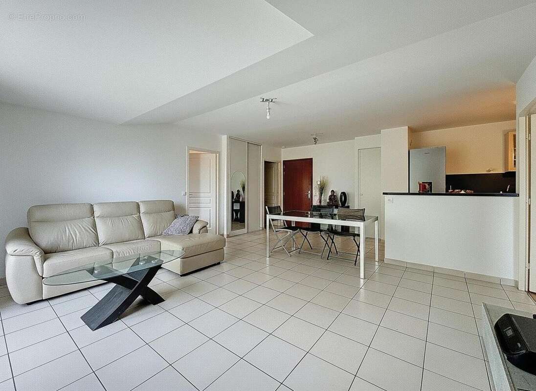 Photo 2 - Appartement à PONTAULT-COMBAULT