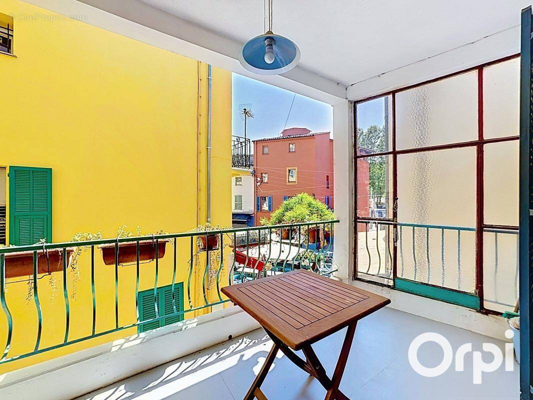 Appartement à VILLENEUVE-LOUBET