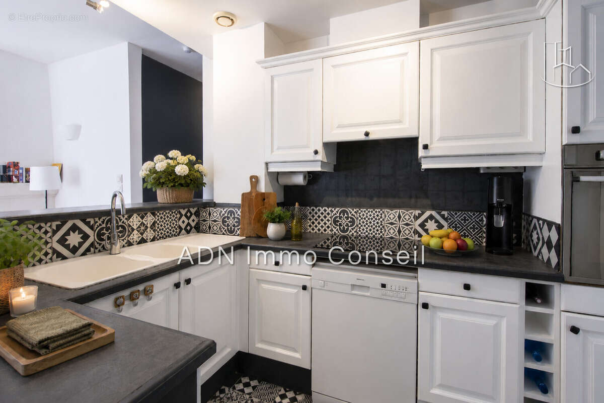 Appartement 87 m² à Mallemort  - photo 8
