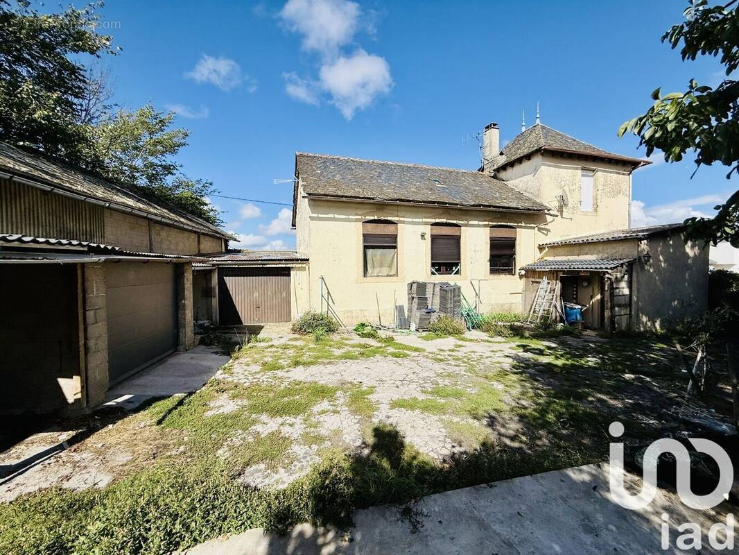 Photo 1 - Maison à RIEUPEYROUX