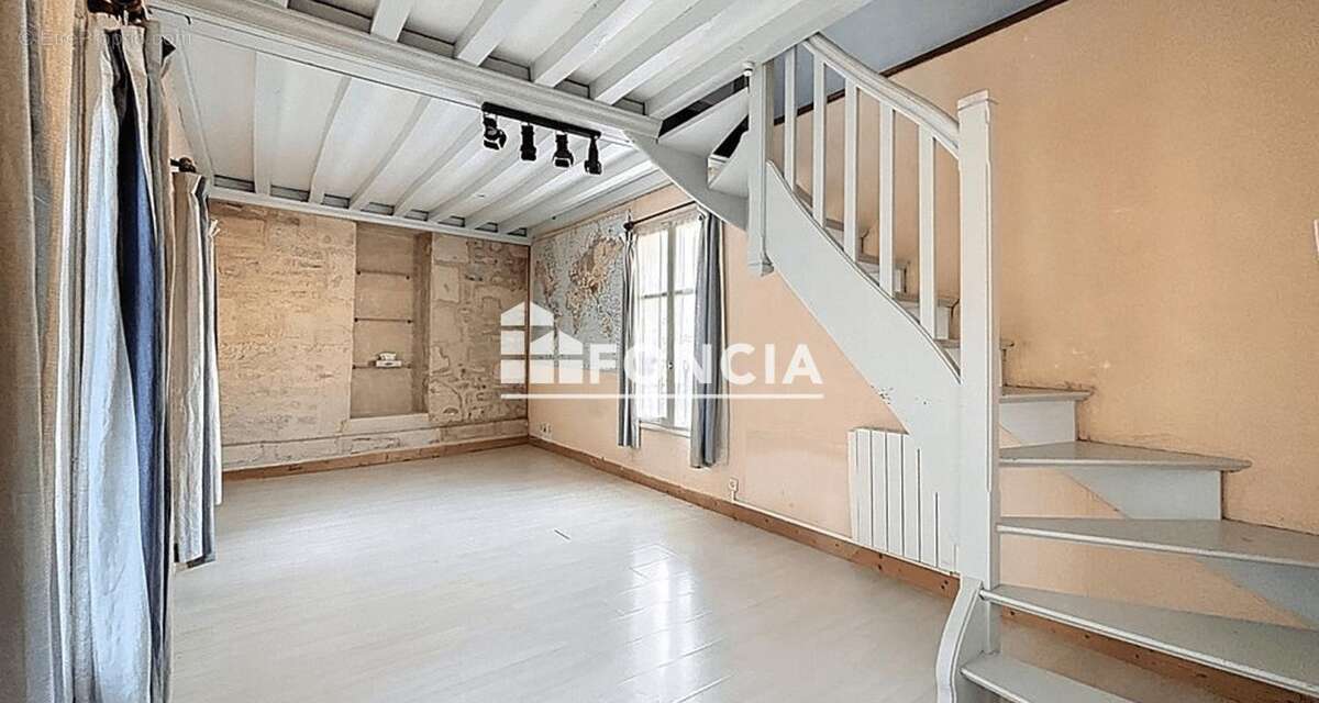 Appartement t3 en duplex - hypercentre / rue du moulin - photo 2