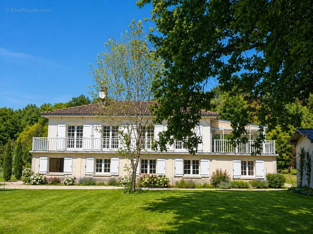 Maison à TARGON