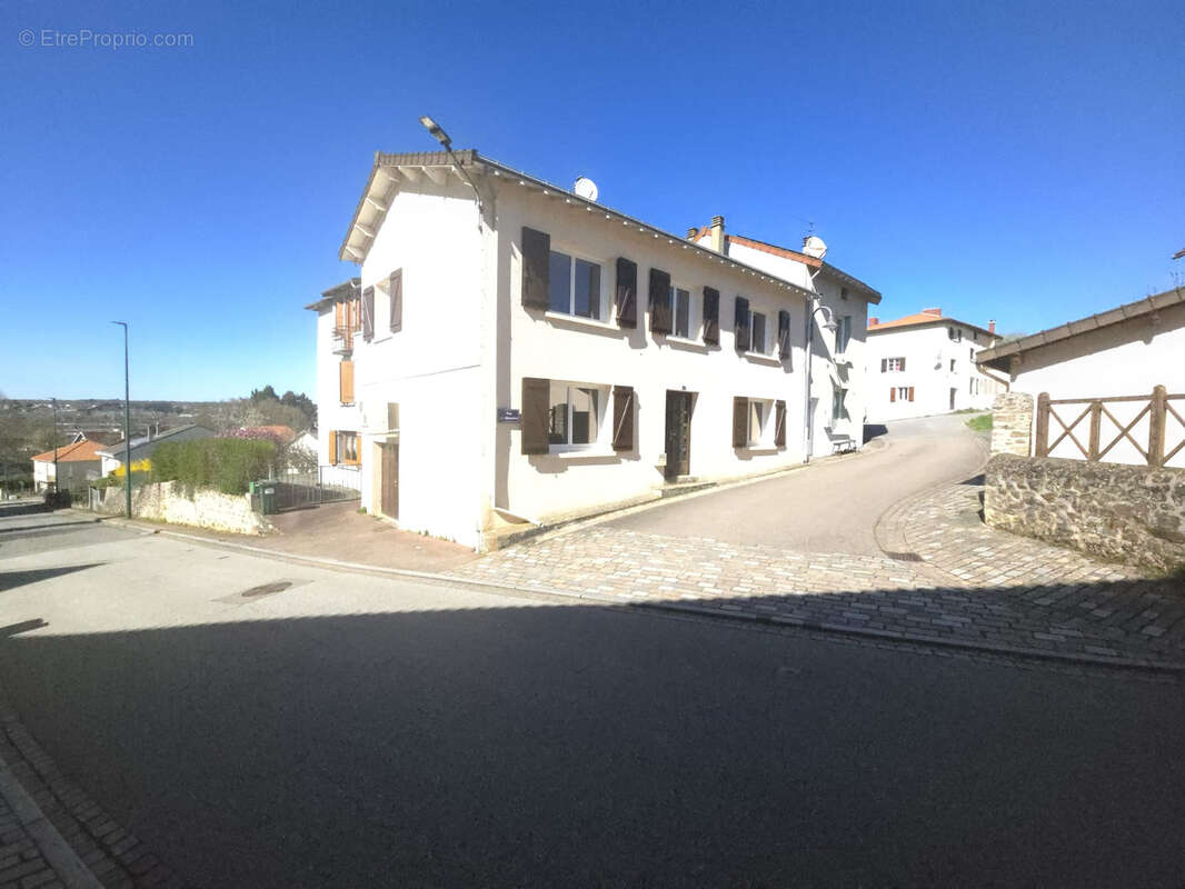 Maison à PANAZOL