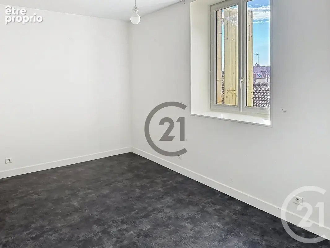 Appartement 4 pièces 84 m² à vendre à Auxerre (89000) - photo 2