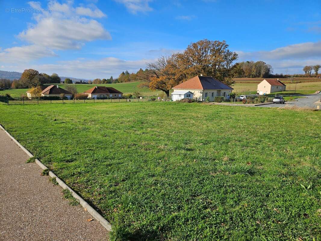 Terrain 626 m² à Marsac  - photo 11