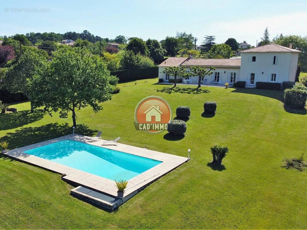 Maison à SAINT-NEXANS