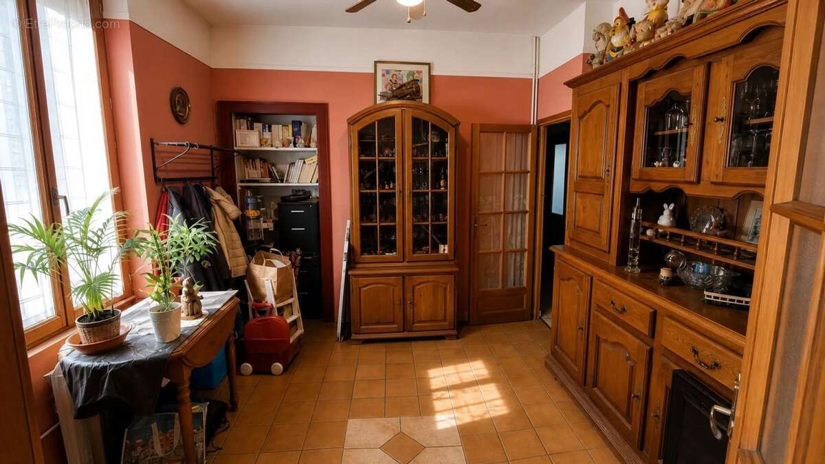Maison de 6 pièces de 111 m² à Moulins-la-Marche - photo 6