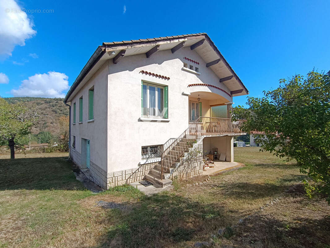 Maison à LEIGNEUX