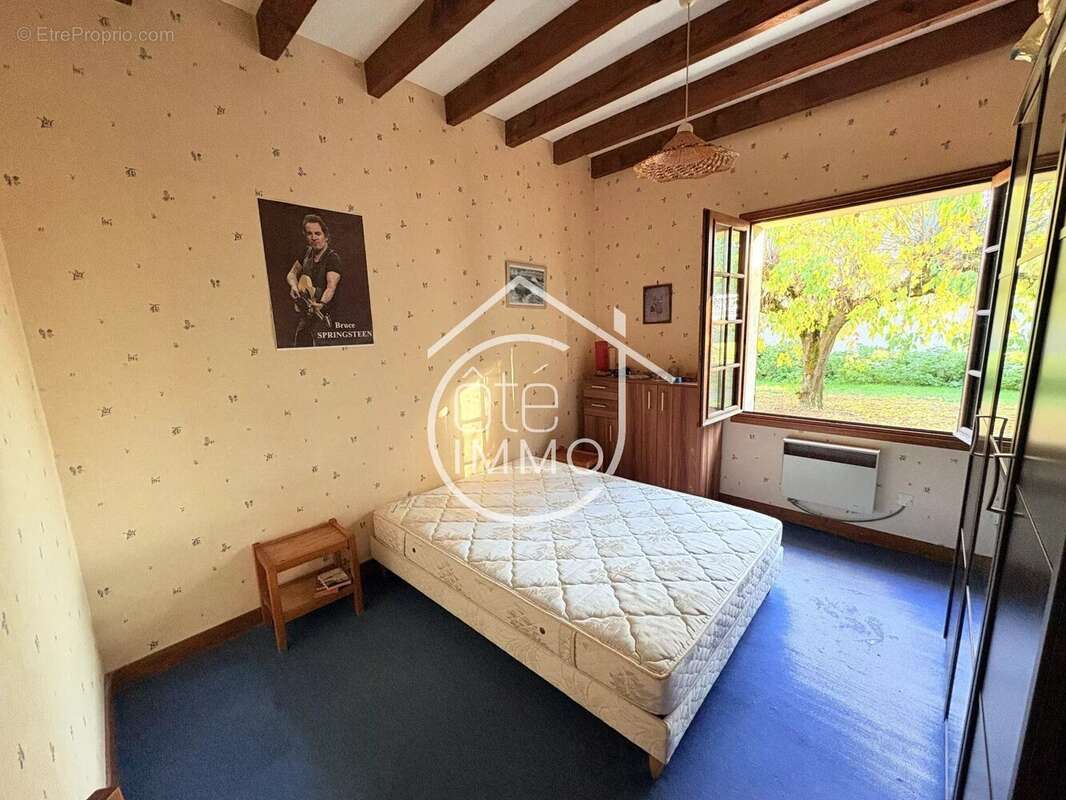 PRIGONRIEUX : Maison de plain-pied 5 pièces de 110m² avec jardin - photo 8