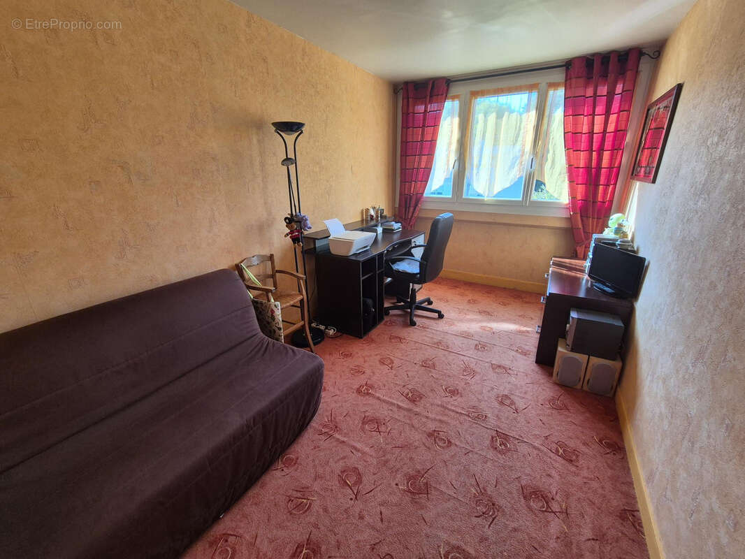 Appartement à JOUY-EN-JOSAS