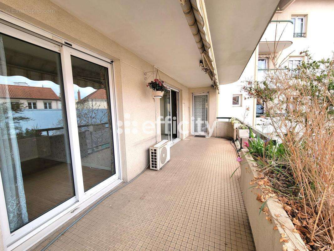 Appartement à LYON-4E