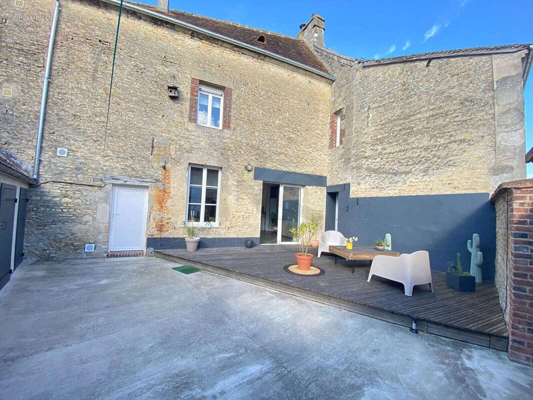 Maison à SILLY-EN-GOUFFERN