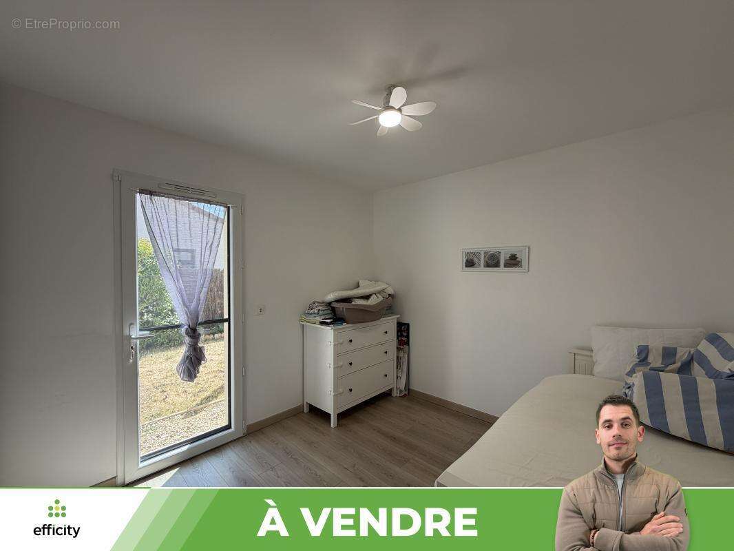 Maison 94 m² à Pouille  - photo 9