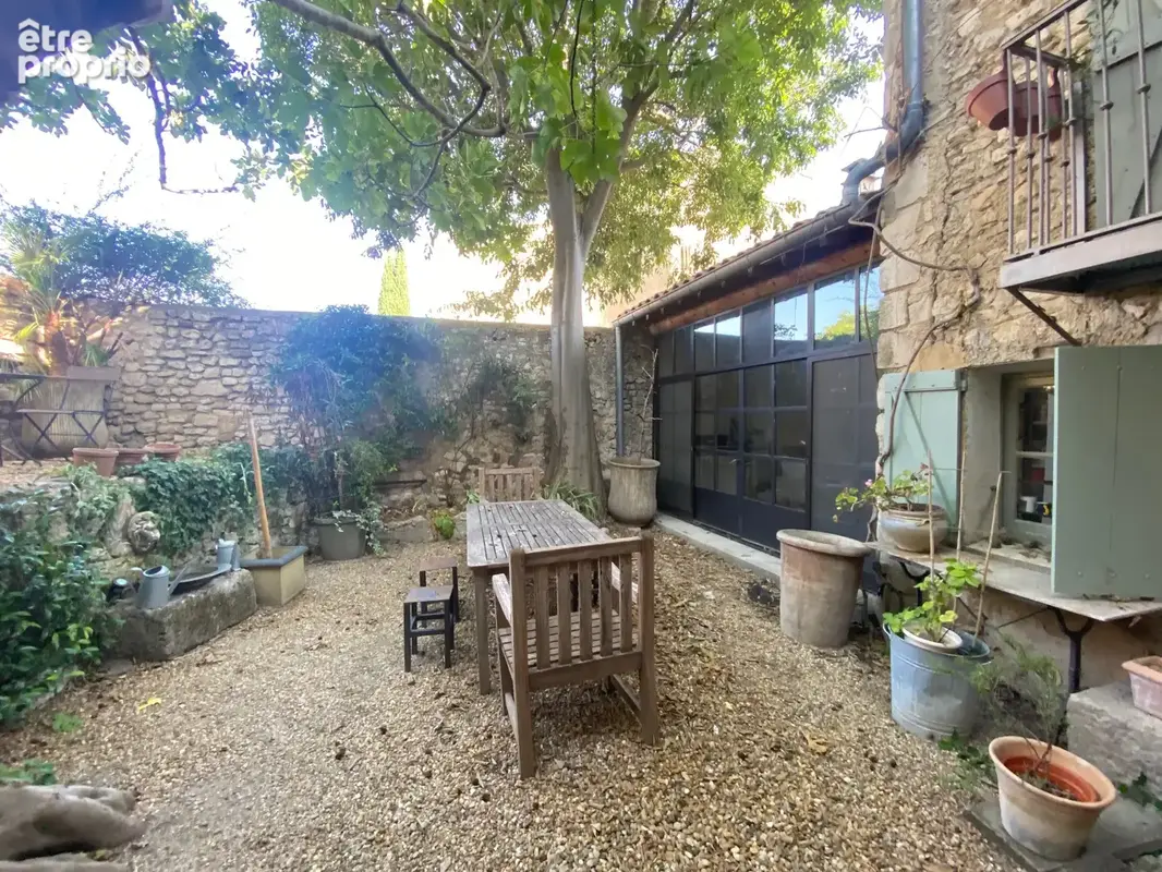 Maison de ville avec jardin et garage. - photo 3