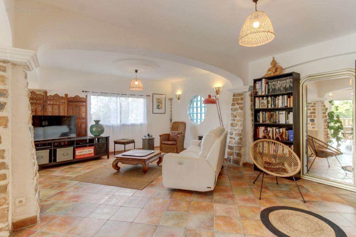 Maison à SAINT-MARCEL-D'ARDECHE