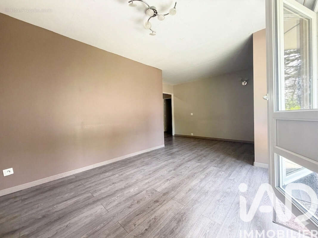 Appartement 82 m² à Palaiseau  - photo 5