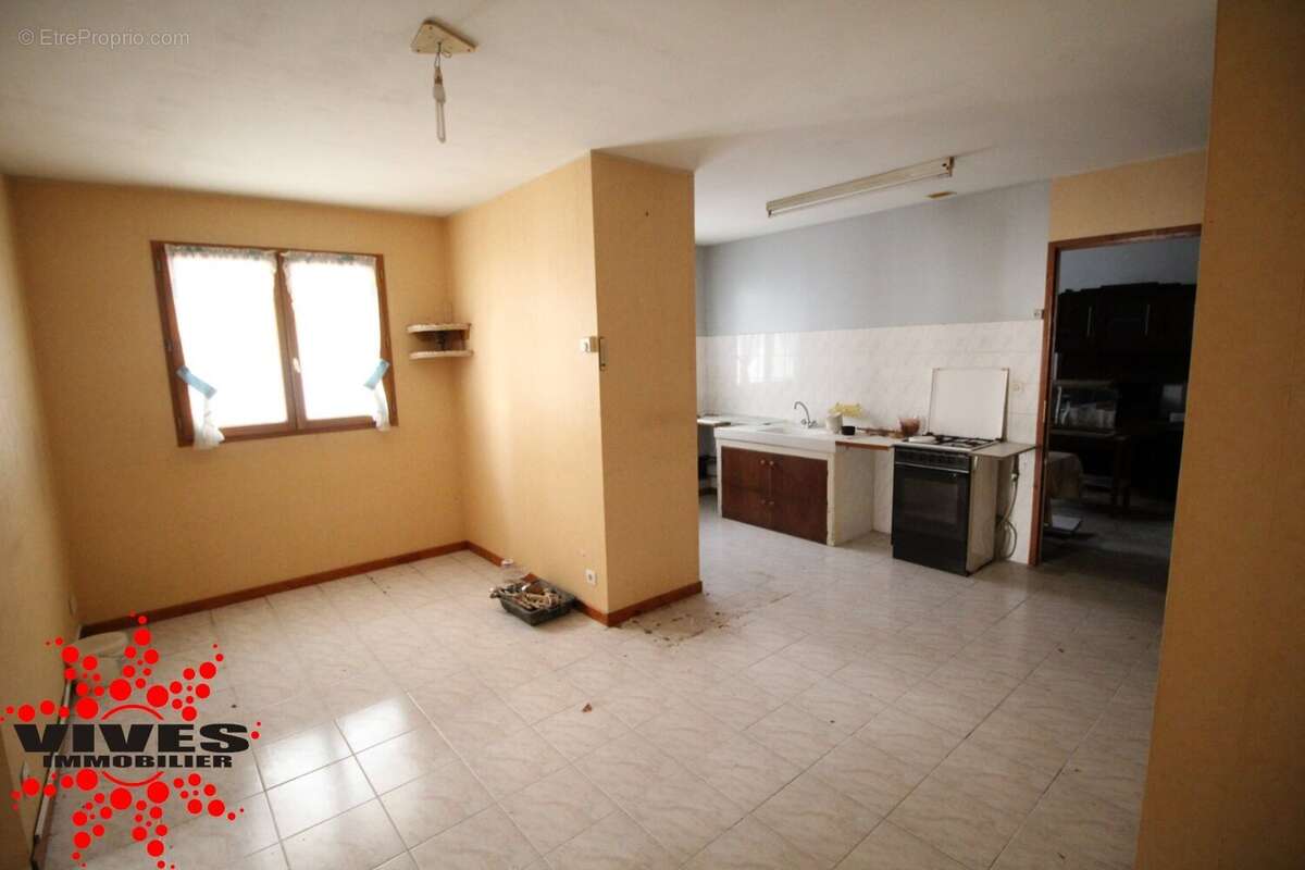 Maison T4 avec garage et extérieurs - photo 3