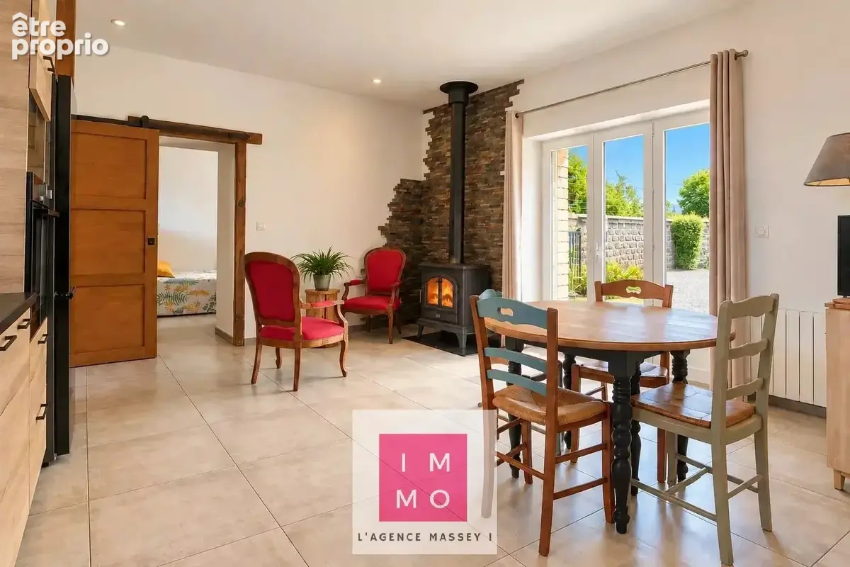 Rare à la campagne : plain-pied, 1,6 ha de prairies et vue sur les Pyrénées + 300m² dépendances - photo 5