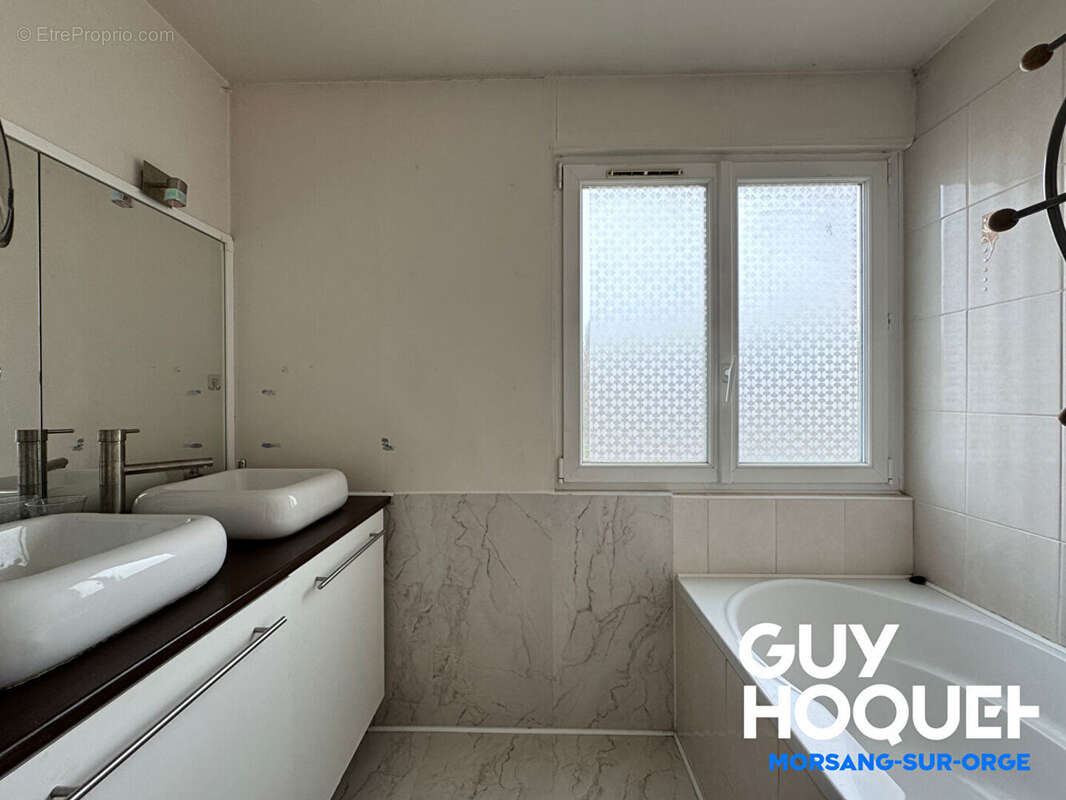 Appartement à MORSANG-SUR-ORGE