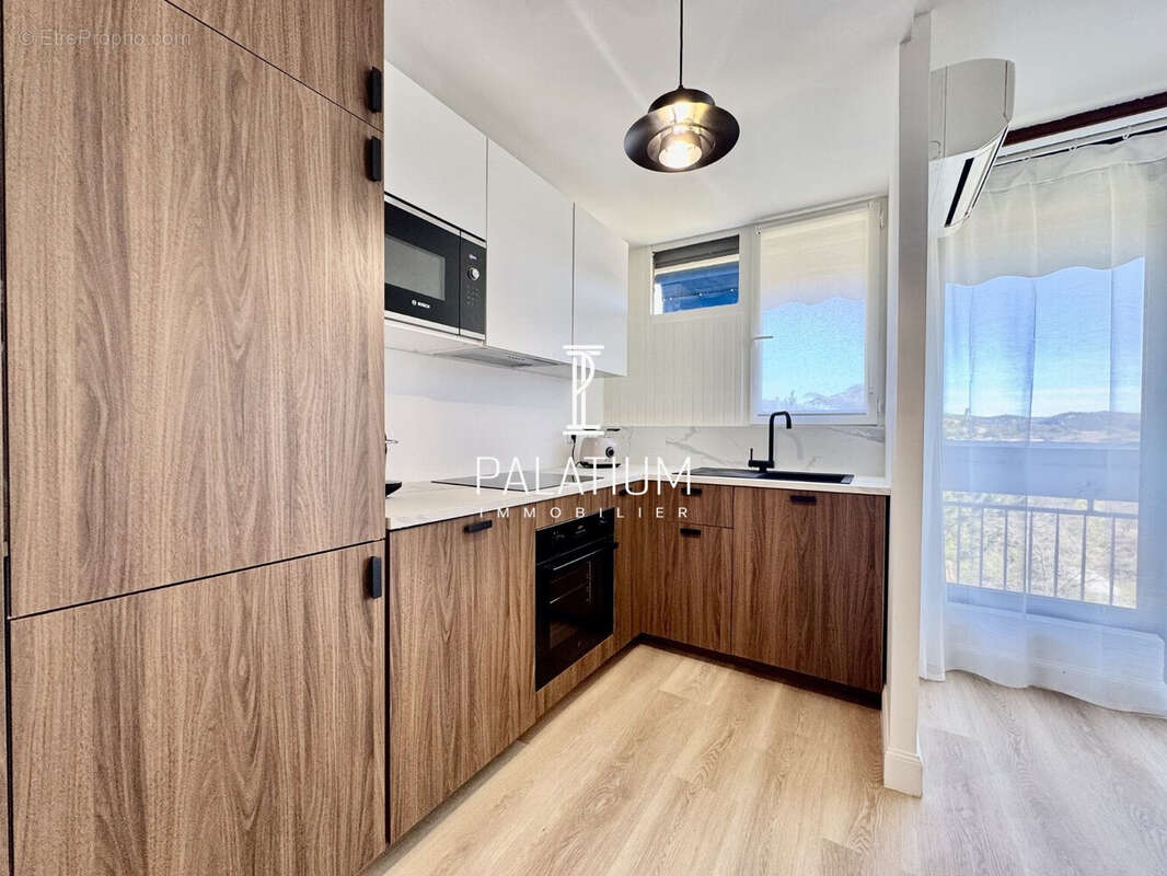 Appartement à GREOUX-LES-BAINS