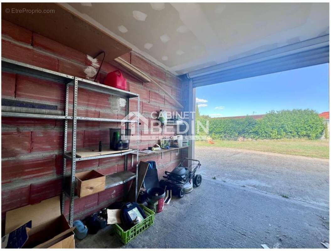 Maison à AMBARES-ET-LAGRAVE