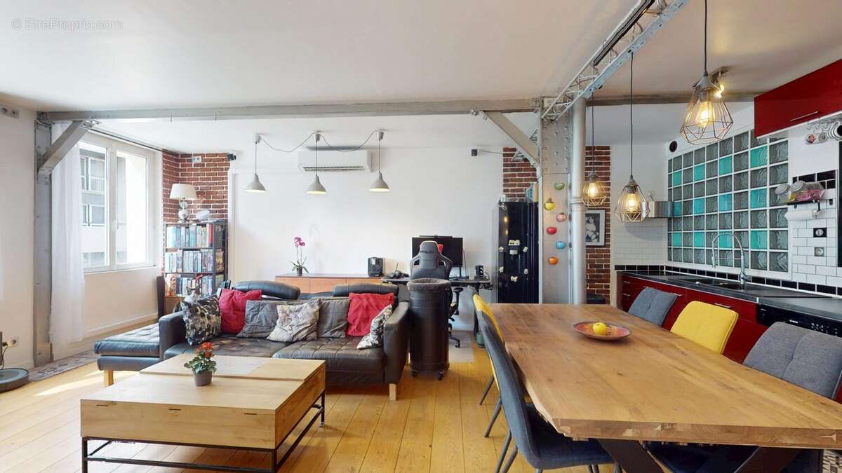 Appartement à PARIS-11E