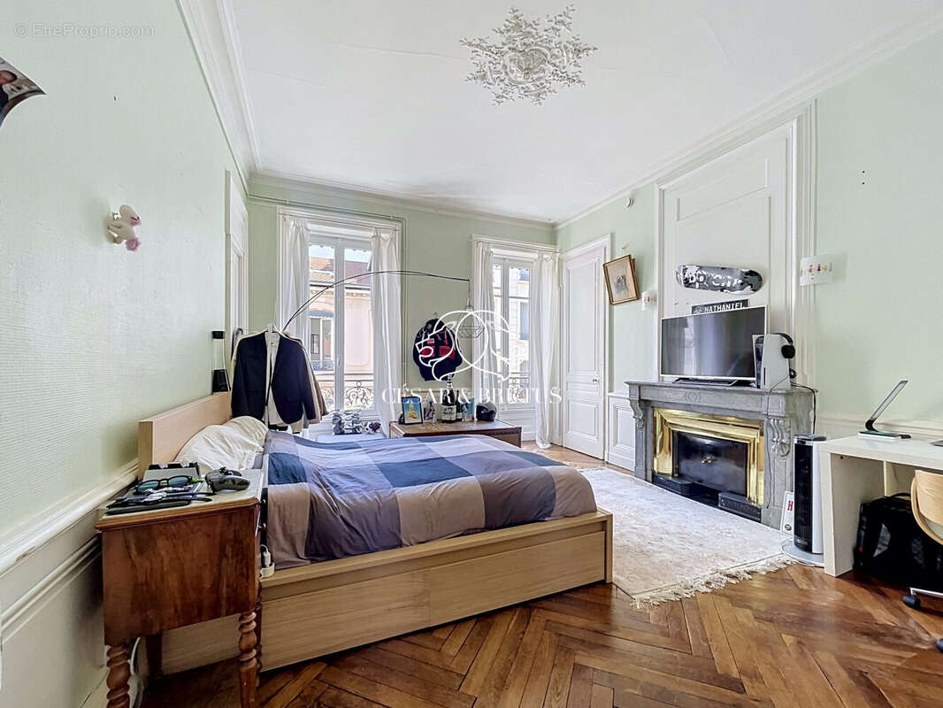 Appartement 120 m² à Lyon-6e  - photo 9