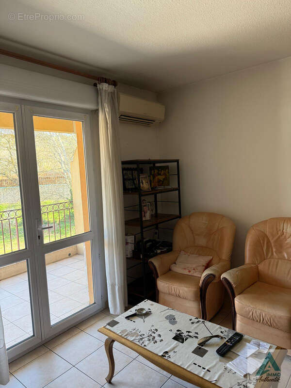 Appartement à LA DESTROUSSE