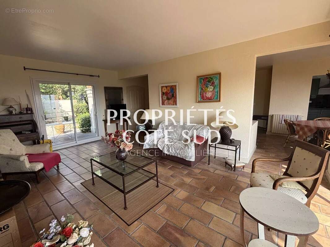 Maison à VILLENEUVE-LES-AVIGNON