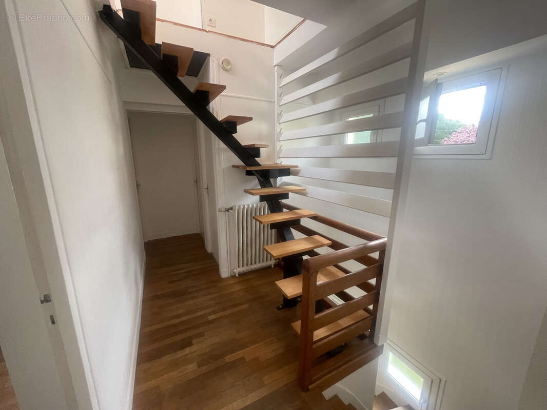 Maison à PONT-SAINTE-MAXENCE