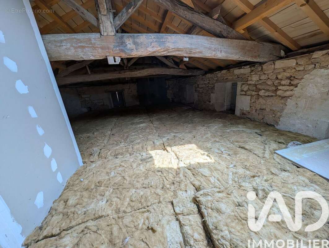 Maison 165 m² à Mosnac  - photo 9