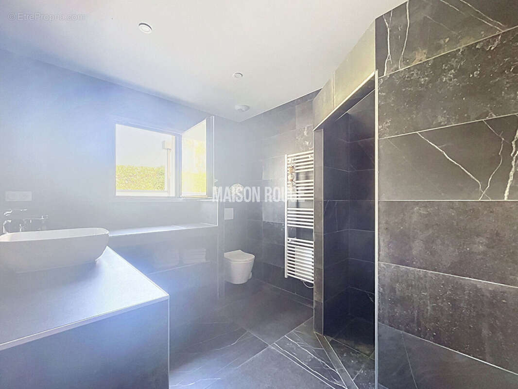 Contemporaine - plain pied -  Lannion - photo 12