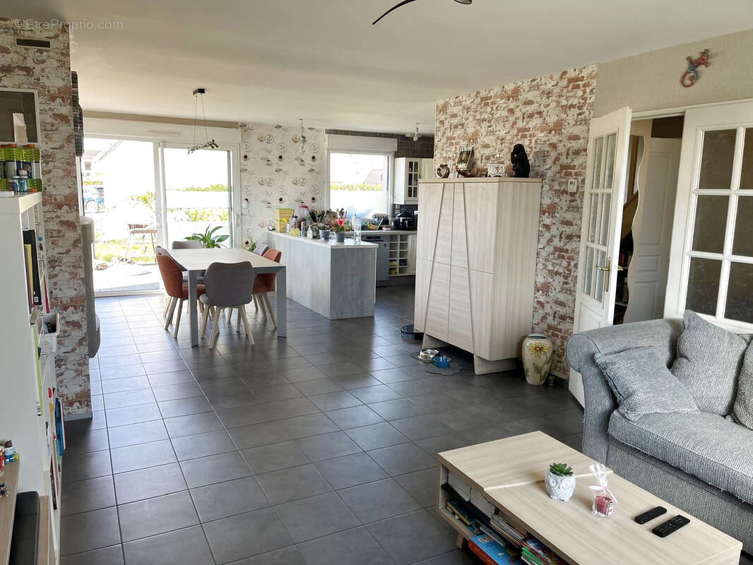 Maison à HENIN-BEAUMONT