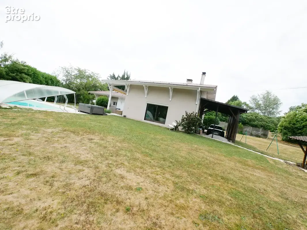 Belle villa sur les hauteurs d'Annecy-le-Vieux dans un grand parc arboré - photo 11