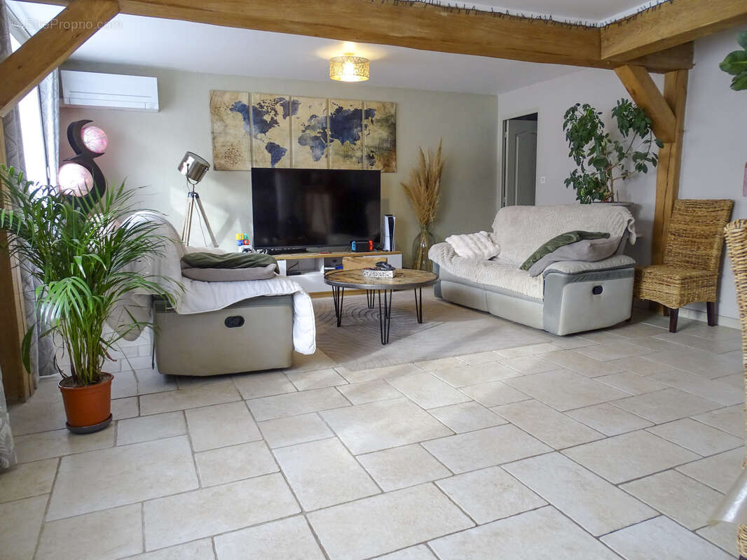 Maison à CHATRES-SUR-CHER