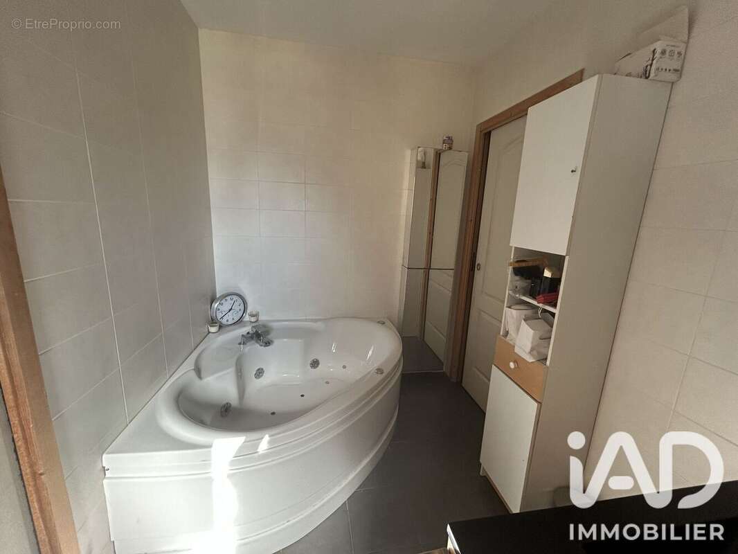 Maison 136 m² à Vouzon  - photo 8