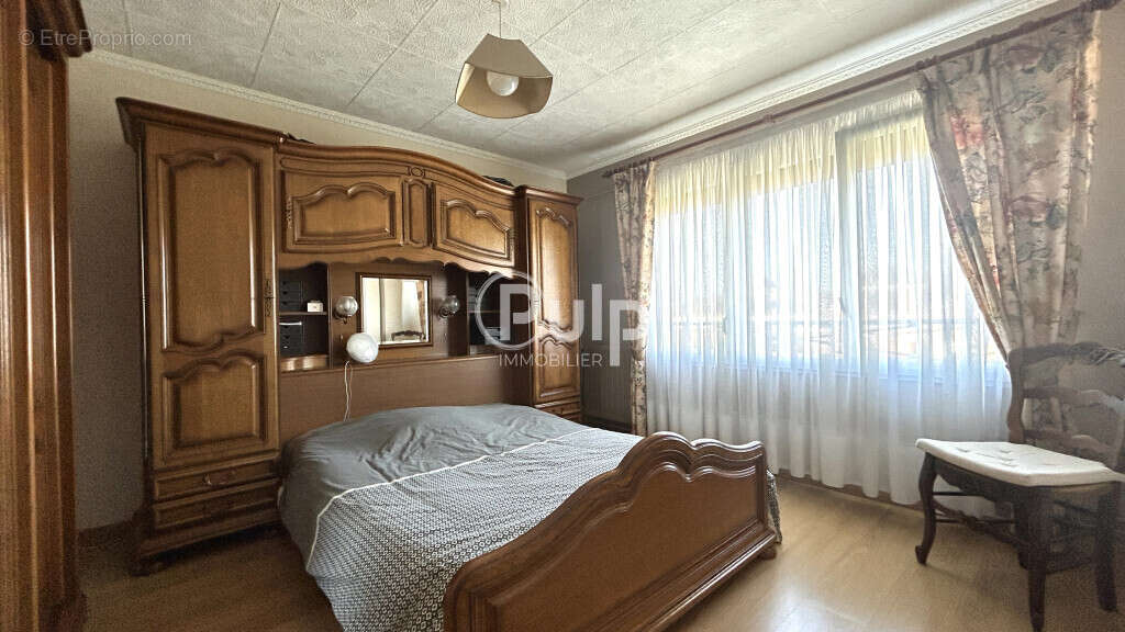 Maison à MONTIGNY-EN-GOHELLE