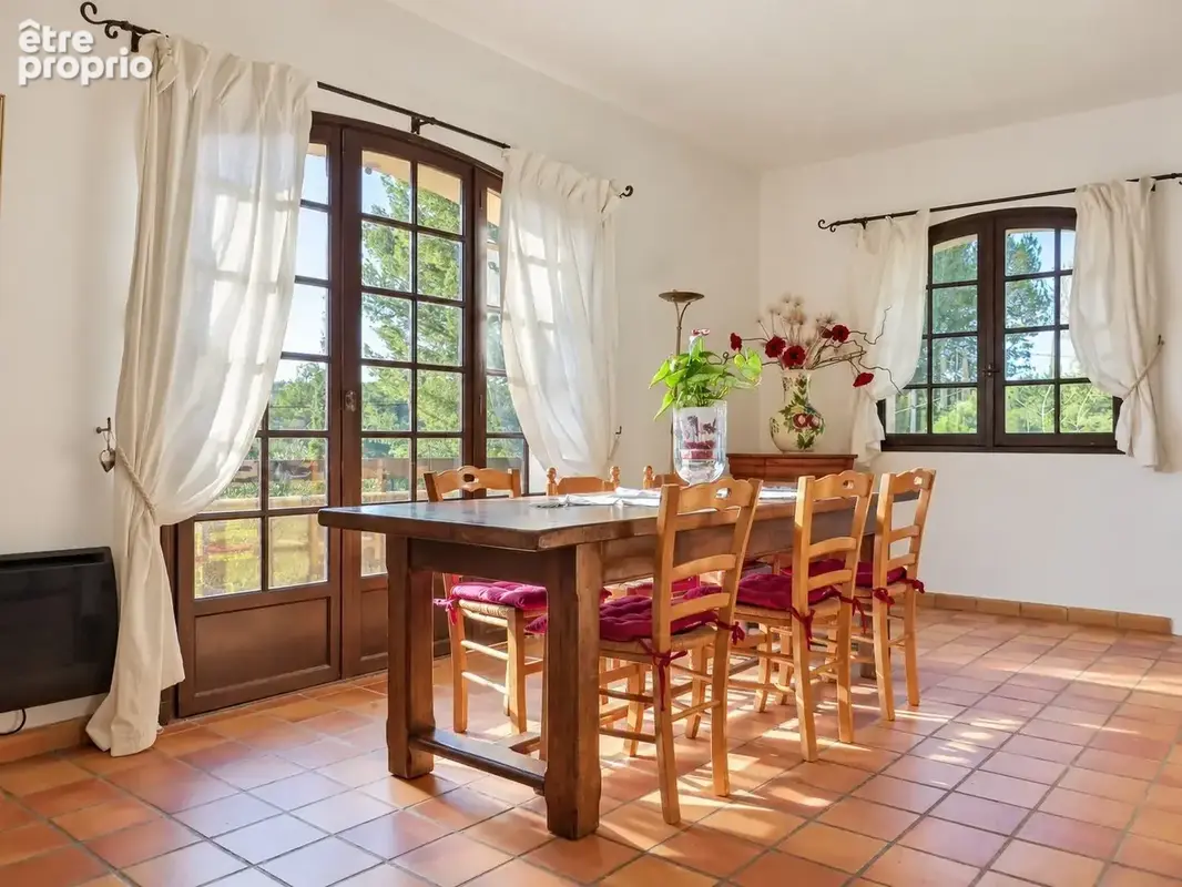 Maison 8 pièces 222 m² à vendre à Bandol (83150) - photo 4