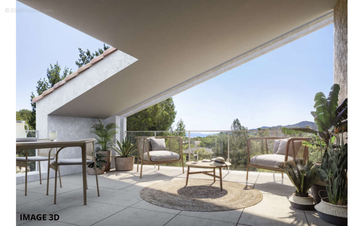 Appartement à BORMES-LES-MIMOSAS