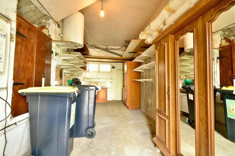 Maison à FONTVIEILLE